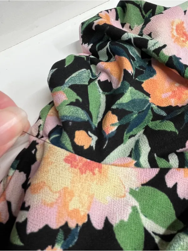 Lila Rose Floral tropical mini dress‎ dark floral stretchy sleeves large beach imperfect - Image 6