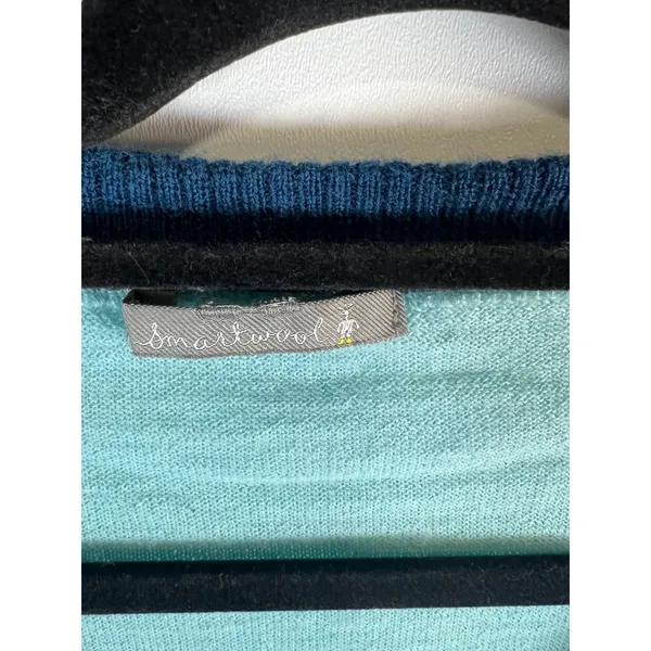 Smartwool Womens Merino Wool V-Neck Striped Sleeve Sweater Light Blue Navy‎ - Image 5