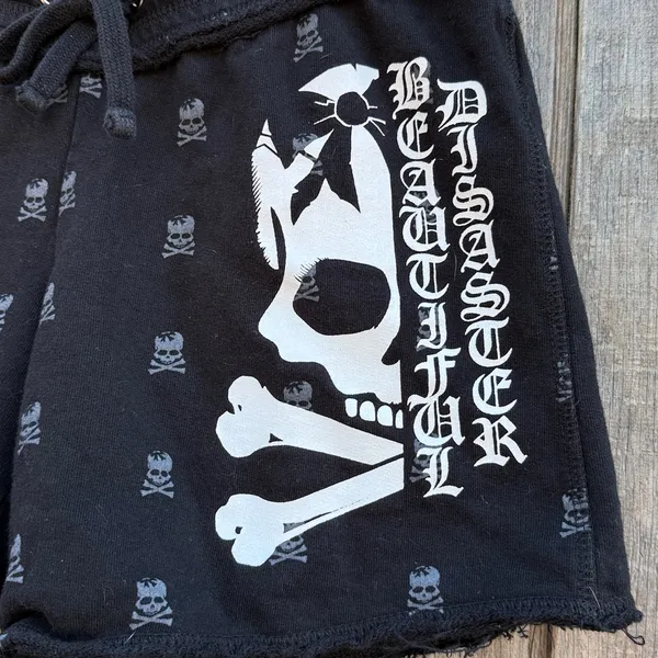 Beautiful Disaster RETIRED Raw Hem Skull Design Black Sweat Shorts Size S - Image 2