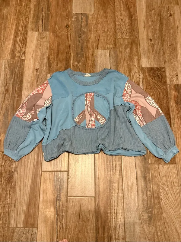 POL Peace and Love Long Sleeve Peace Emblem Terry Top - Image 2