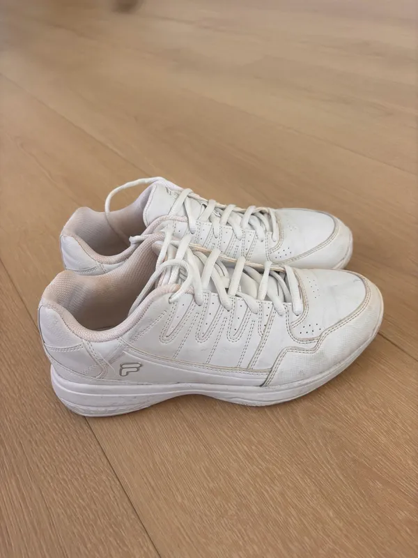 FILA Women’s Sneakers - Image 3