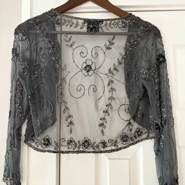 Adrianna Papell Charcoal Sheer Embroidered‎ Blouse Flaw Size 2 - Image 2