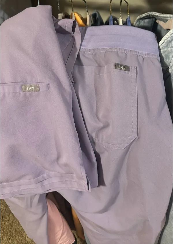 FIGS Scrubs Set - Image 5