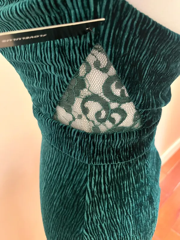 Lulus NWT Velvet Green Off the Shoulder Mini Dress Size XS - Image 6