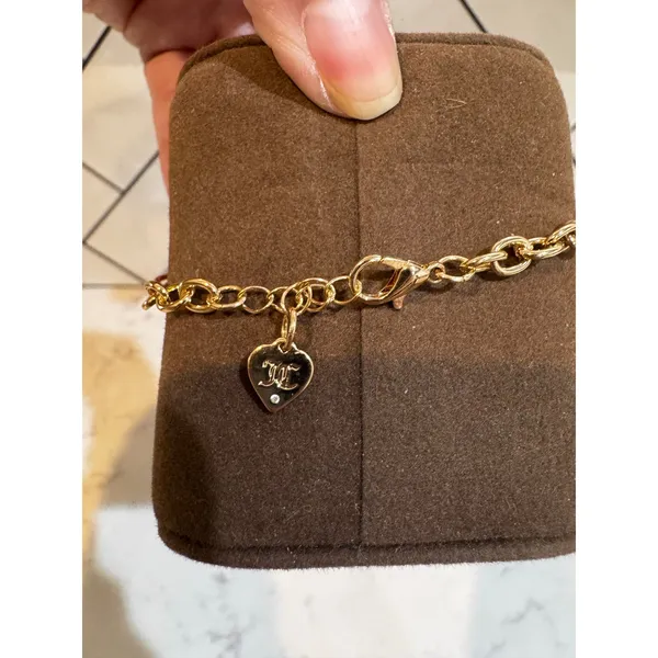 Juicy Couture gold tone bracelet Juicy logo pink heart & bow comes with earrings - Image 6