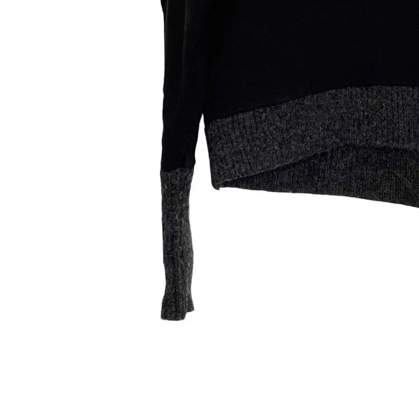 J. Crew Short Length Sweater Size Small Black Gray Cotton With‎ Wool Trim Womens - Image 4