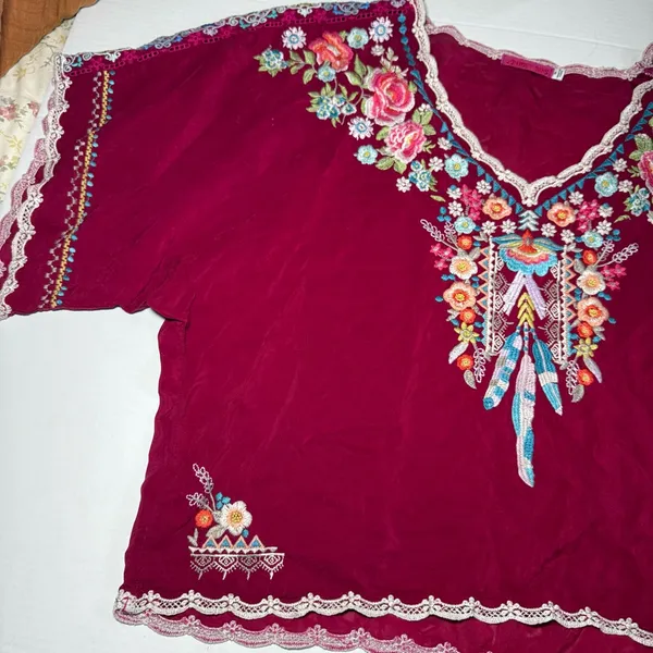 Johnny Was Klarah Embroidered Contrast Blouse - Image 2