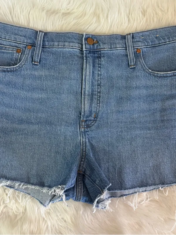 Madewell The Perfect Jean Short Size 33 High Rise Raw Hem Denim - Image 4