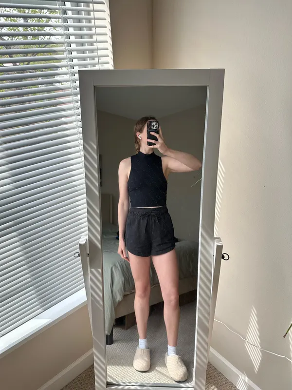 Abercrombie Sleeveless Ribbed Mock Neck Crop Top - Image 4