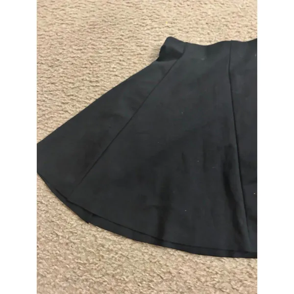 Bershka mini skirt small size black - Image 4
