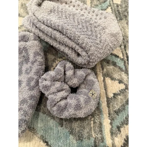 Barefoot Dreams Cozychic Leopard Print Scrunchie & Sock Set * Warm Gray NWT - Image 9