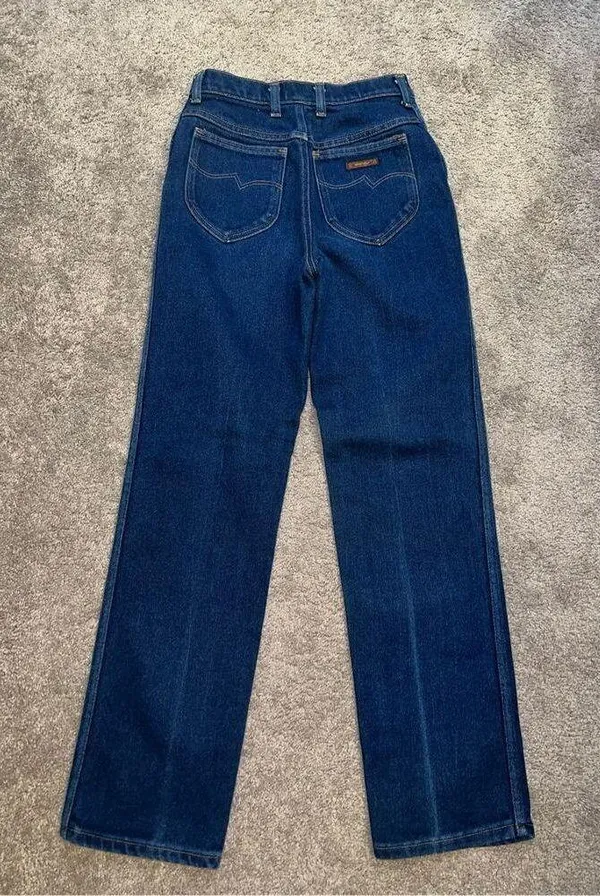 Wrangler Women’s Vintage 90s Misses Full Fit Jeans 10 - Image 7