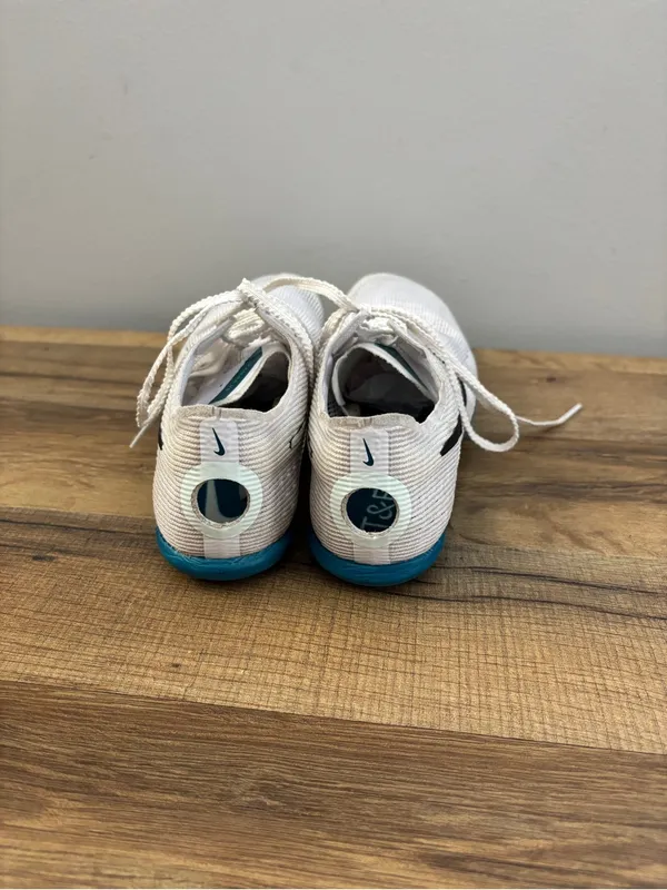 Nike Zoom Mamba 6 Track Spikes White Women’s - Image 6