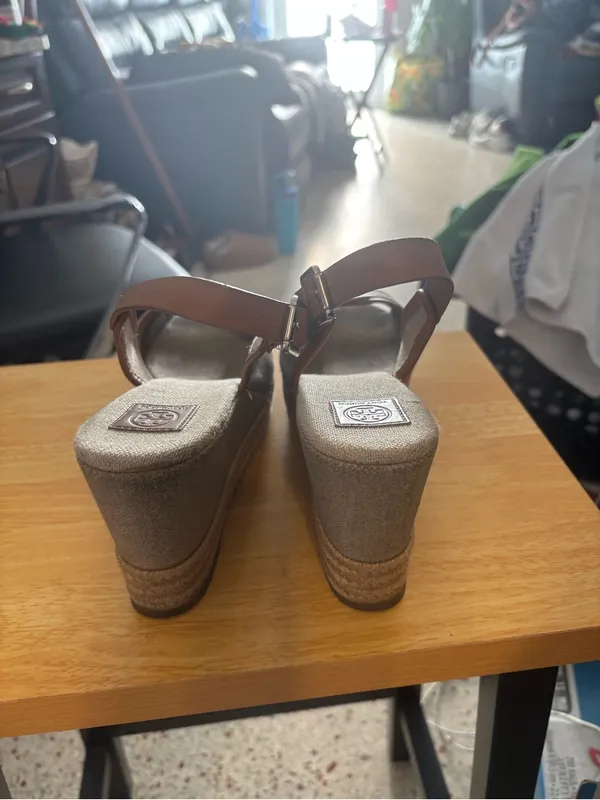 Tory Burch Majorca slingback wedge 9.5 - Image 4