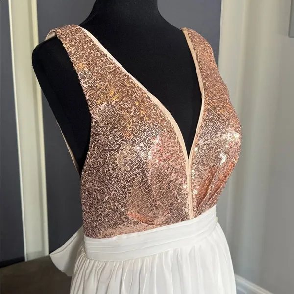 Women’s Full Length Prom Party Dress Deep V-Neck Sequined Bodice Bow Size 2 NEW - Image 3