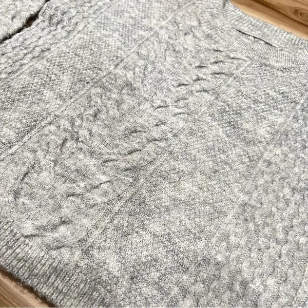 Sam Edelman Grey Knit Crewneck Sweater Women’s Small - Image 2