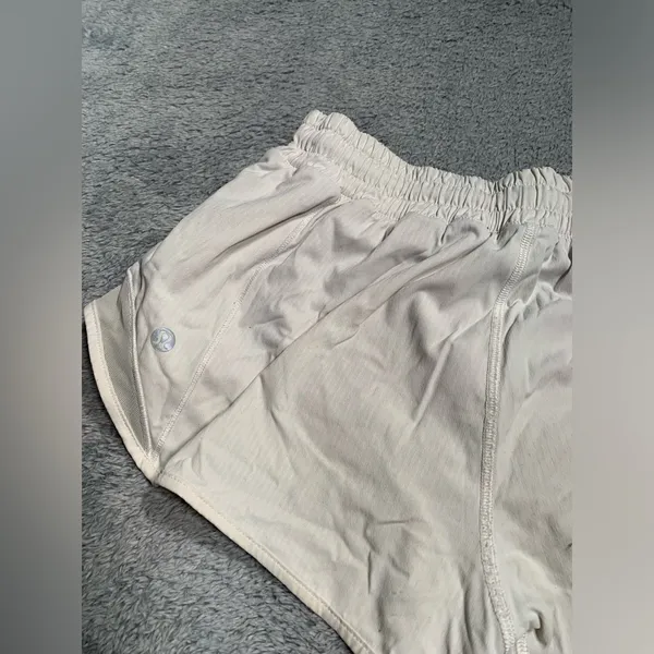 Lululemon athletica Light white/Cream Athletic Hotty hot shorts 6 - Image 9