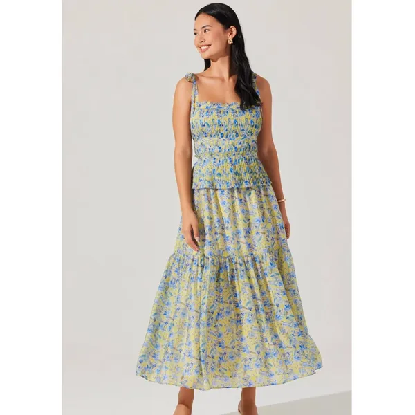 ASTR The Lind Floral Pleated Maxi Dress in Blue Yellow Floral Size Small NEW - Image 2