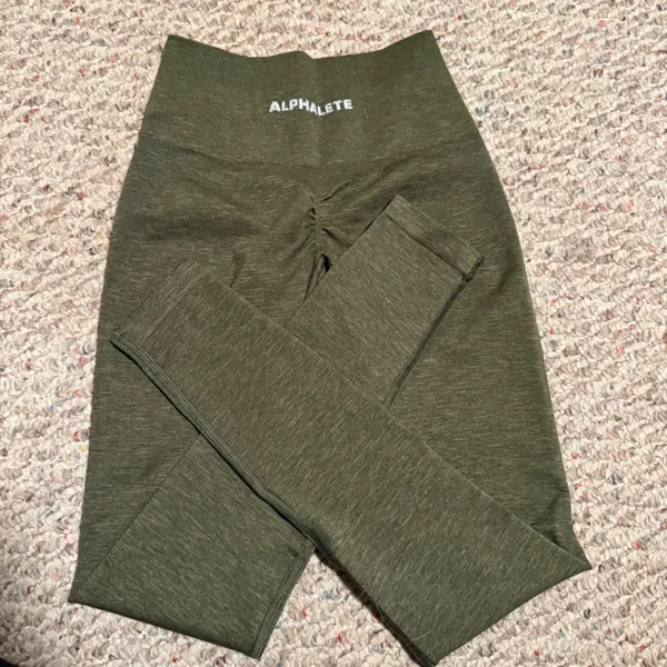 Alphalete Amplify Dusty Green Oak Evergreen Legging- Size XS - Image 10