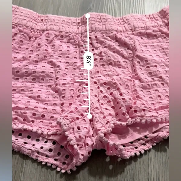 Lilly‎ Pulitzer for Target Pink Eyelet Pom Pom Hem Mid Rise Pull-On Shorts Sz M - Image 7