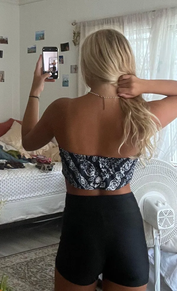 Blue Paisley Strapless Crop - Image 2