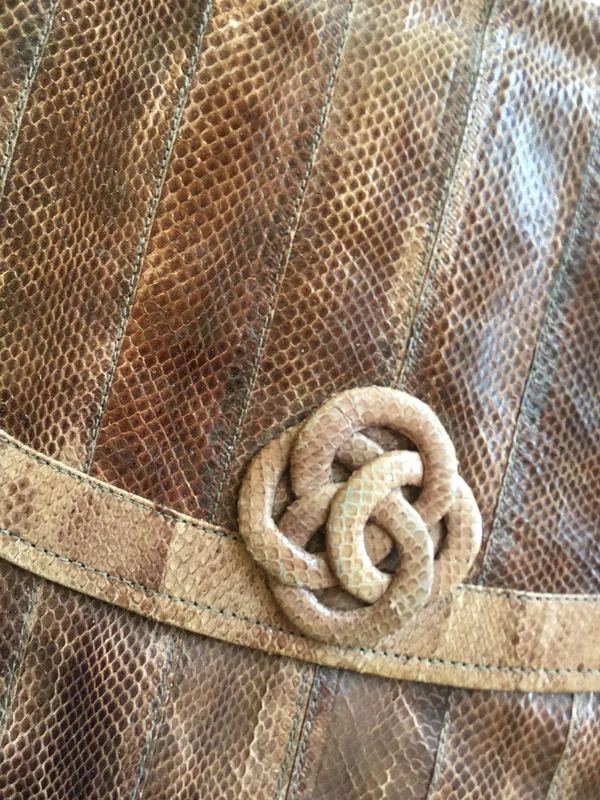Vintage 80s 90s Shoesstrings Snakeskin Clutch Purse Bag Brown 11.5” x 7.5” - Image 7