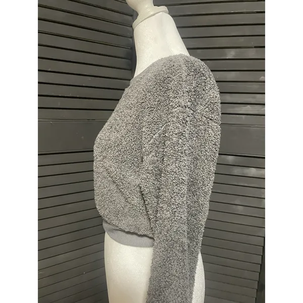 gray fuzzy cropped crewneck sweatshirt‎ Size M - Image 2