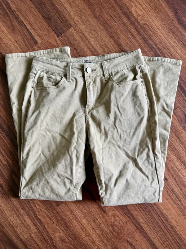 No Boundaries Flare Pants - Image 3