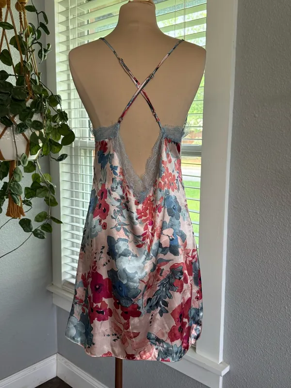 Soft Girl Pastel Pink Floral Chemise Slip Dress Size Small - Image 3