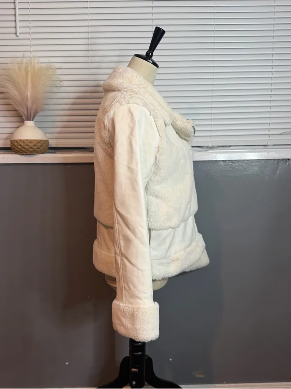 Nine West Cream Faux Fur Moto Jacket Size Small - Image 7