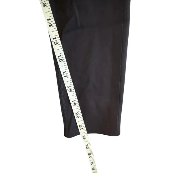 Gymshark XS Black Capri Workout Leggings - Image 7