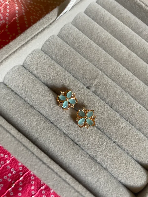 Turquoise Flower Studs Blue - Image 3