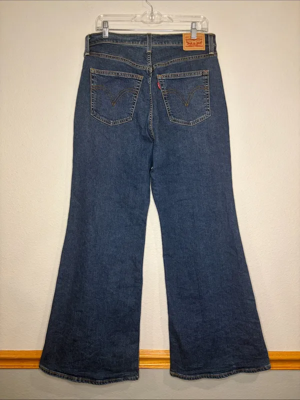 Levi’s Ribcage Bell denim jeans highest rise stretch 32 - Image 6
