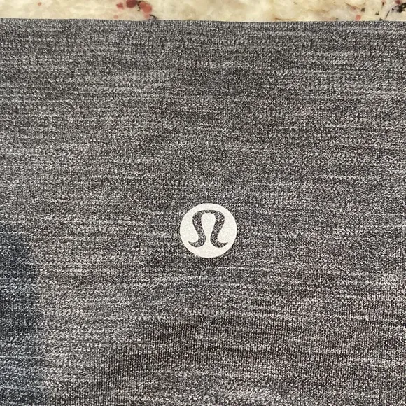 Lululemon Wunder Under Hi-Rise 7/8 Tight (Brushed‎ Full-On Luxtreme 25") Size 4 - Image 6