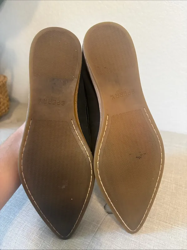 Sperry Women's Black Pointed Tassel Loafers size 7 - Image 5