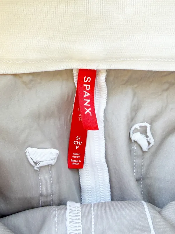 SPANX On The Go Cropped Wide Leg Pant in White Small - Image 10