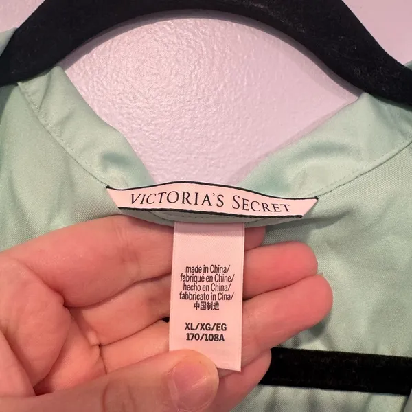 Victorias Secret Pajama Top Mint Green Button‎ Down Long Sleeve XL - Image 3