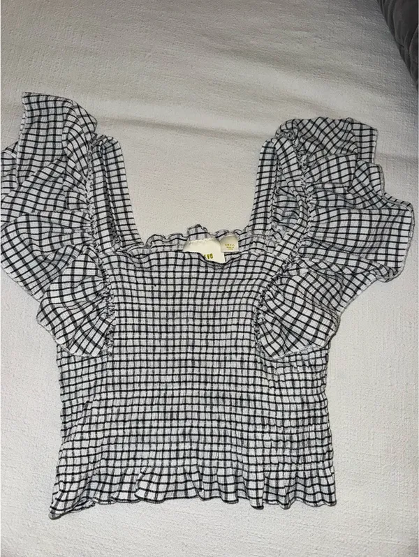 Anthropologie Maeve Crinkle Gingham Smocked Top - Image 4