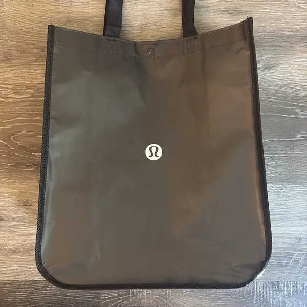 Lululemon Tote Bag Black Like New - Image 3