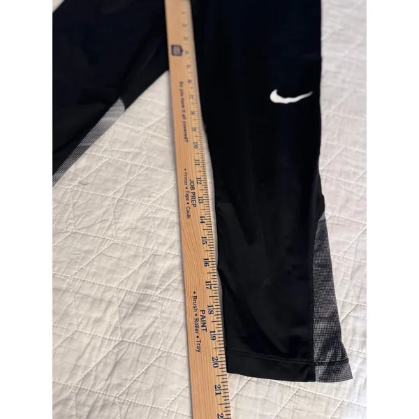 Nike Pro Leggings Womens size‎ medium - Image 2