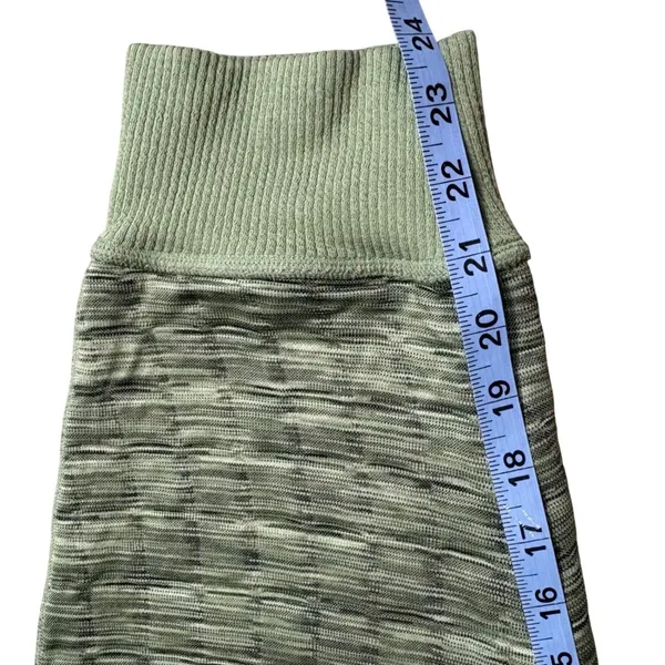 Nike Yoga Therma FIT Luxe Jogger Women 1X Reversible‎ Green Quilted Pants - Image 11
