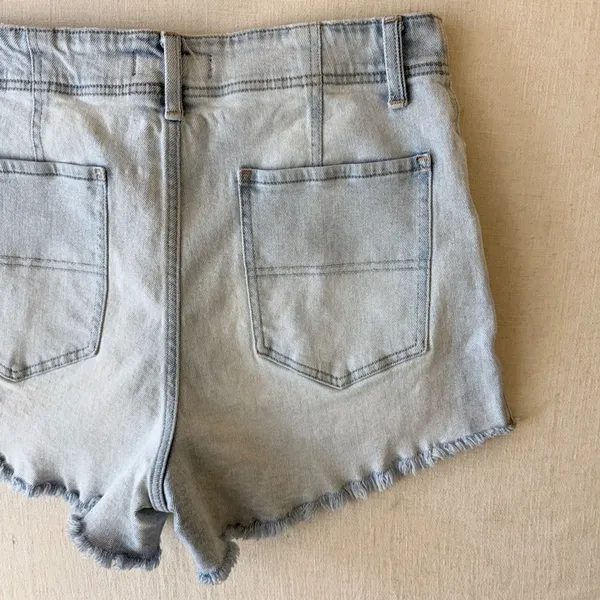 We The Free CVRY High Rise Denim Cutoff Shorts Womens 31 Light Blue Wash - Image 3