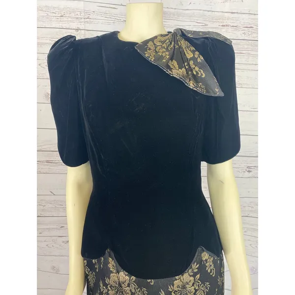 Vintage 1980s Scott McClintock Black Velvet Gold Brocade Dress Open Back S/M - Image 8