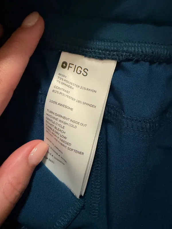 FIGS Set Scrubs - Image 2