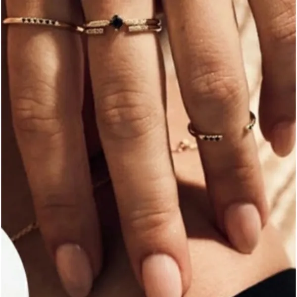 NEW Women's Dainty Gold Filled Black & Synthetic Diamond‎ Ring Size 7 - Image 6