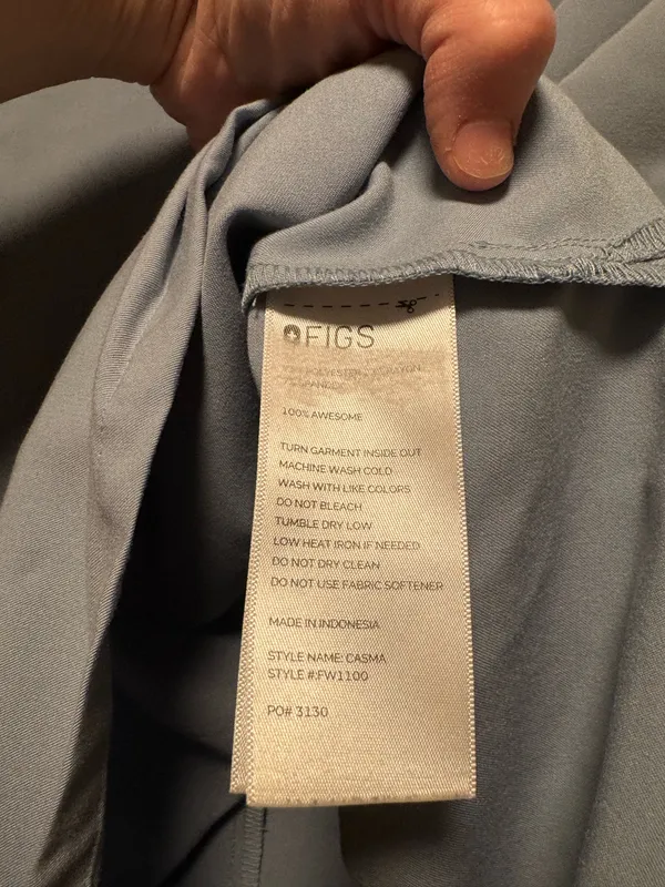 FIGS Casma Three-Pocket Scrub Top Women’s Large Dusty Blue - Image 5