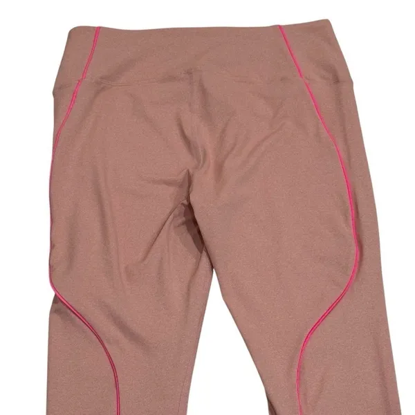 NEW Good American Pink Athletic Capri Leggings Workout Gym Stretch Size 4 (XL) - Image 6