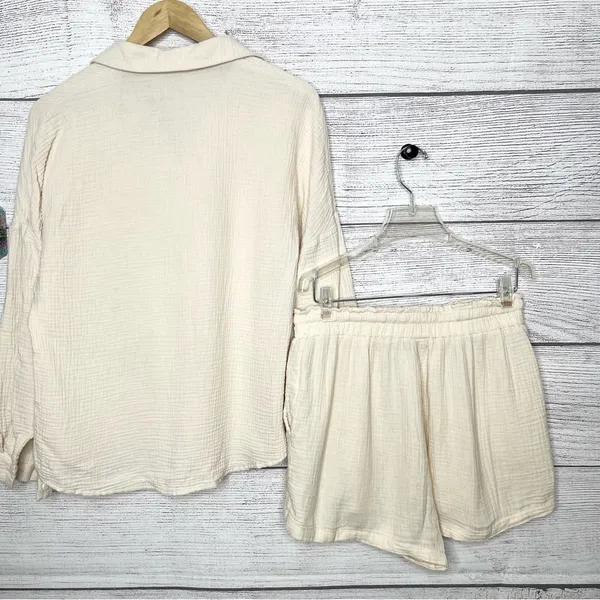 Neutral Cream Button-Up Shirt & Casual Drawstring Shorts Summer Set Size Small - Image 8