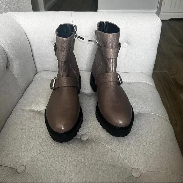NWT Macombs Water Resistant Leather Moto Boots SIZE 10 - Image 2