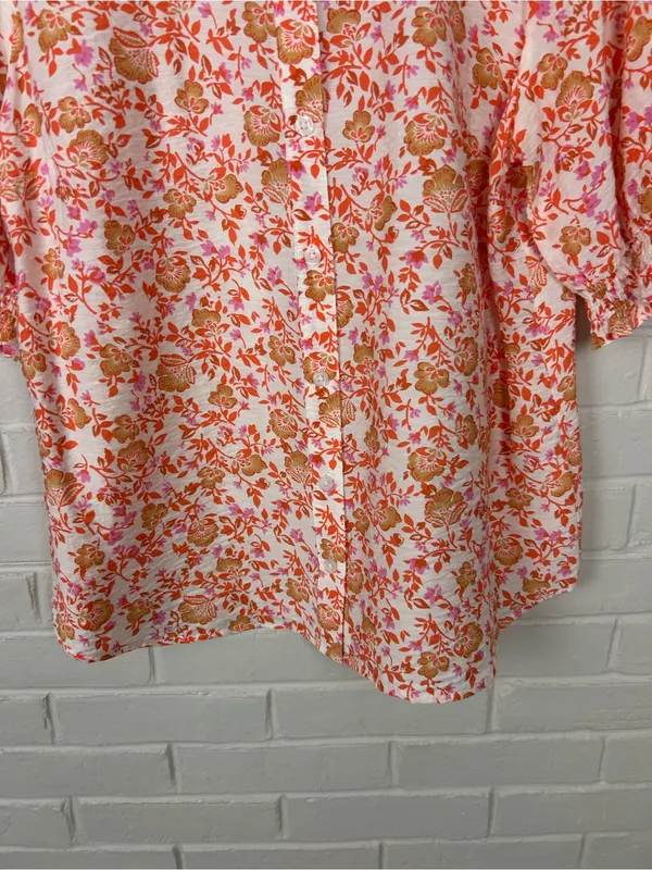Croft & Barrow Floral Print Button Front Top Size S - Image 4